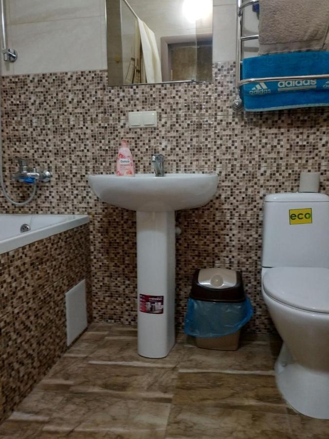 Апартаменти В Новому Будинку В Самому Центрi Khmelʼnytsʼkyy Extérieur photo